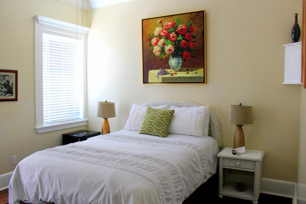 Quarto com Cama Queen-size