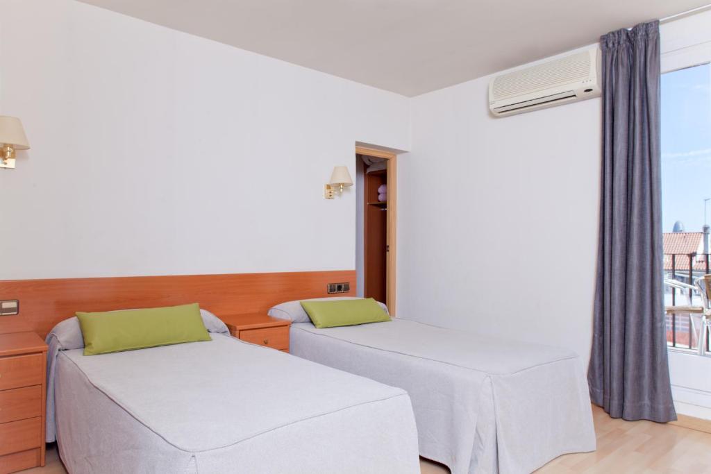Twin Room Terrace