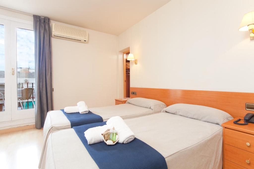 Twin Room Terrace