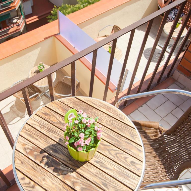 Twin Room Terrace