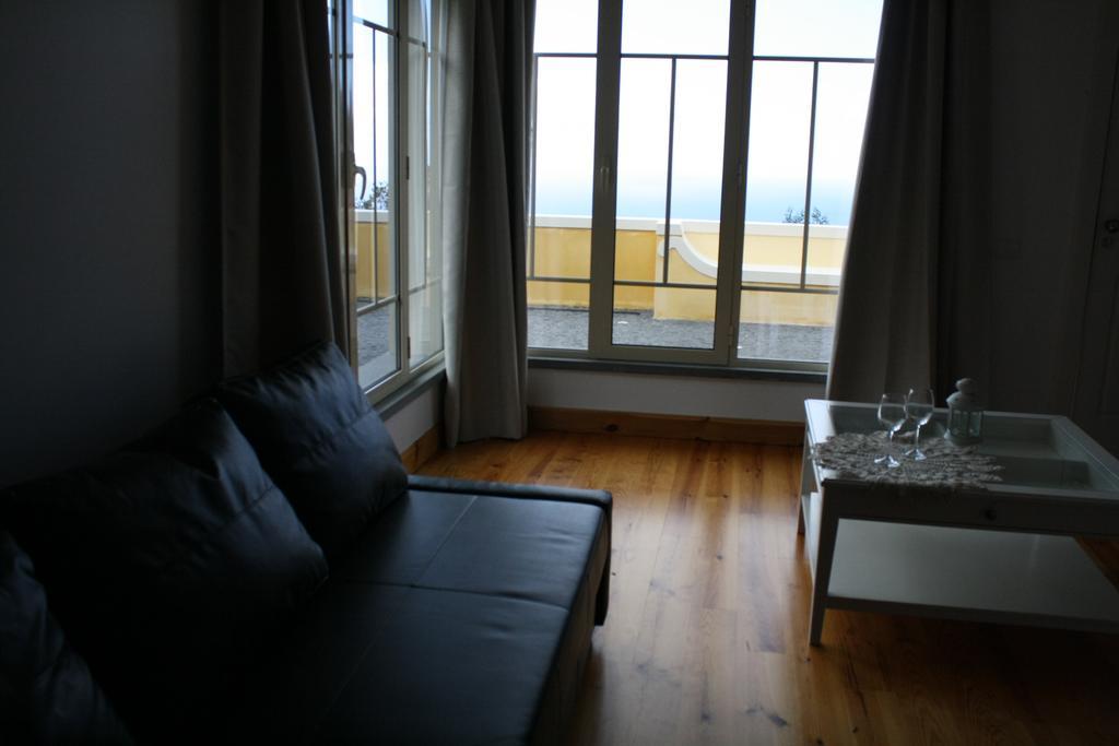 Studio Deluxe