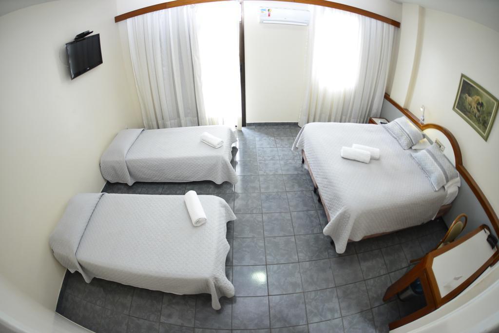 Quarto Família com Varanda