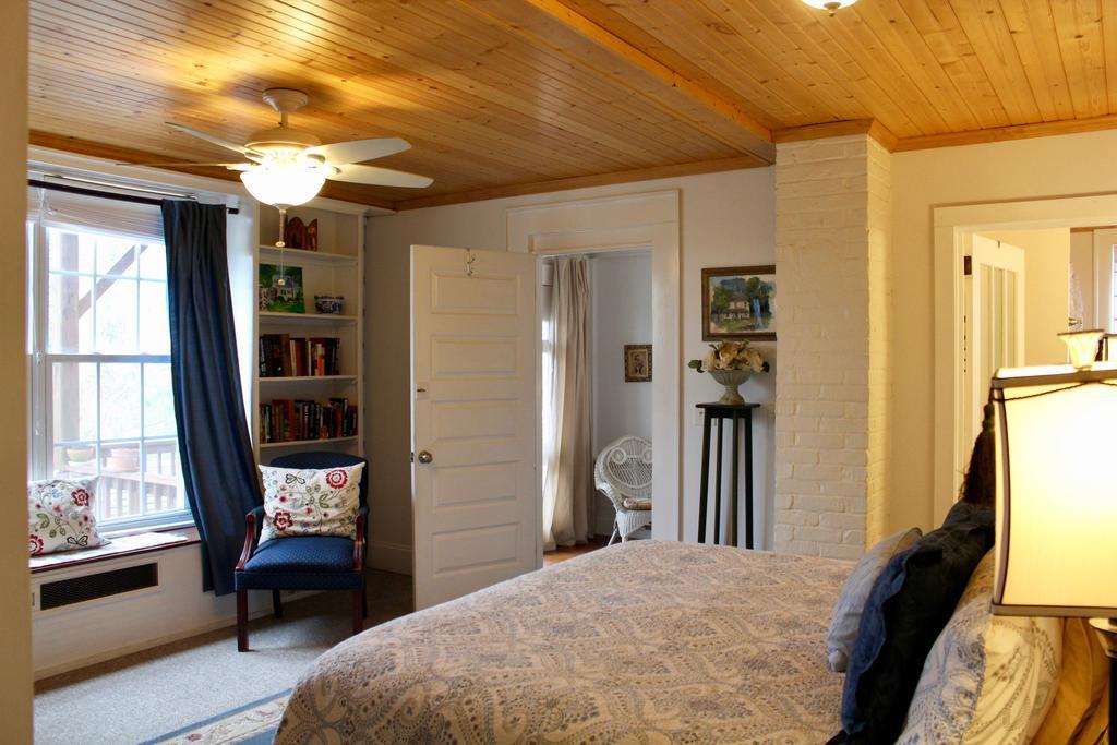King Room # 2
