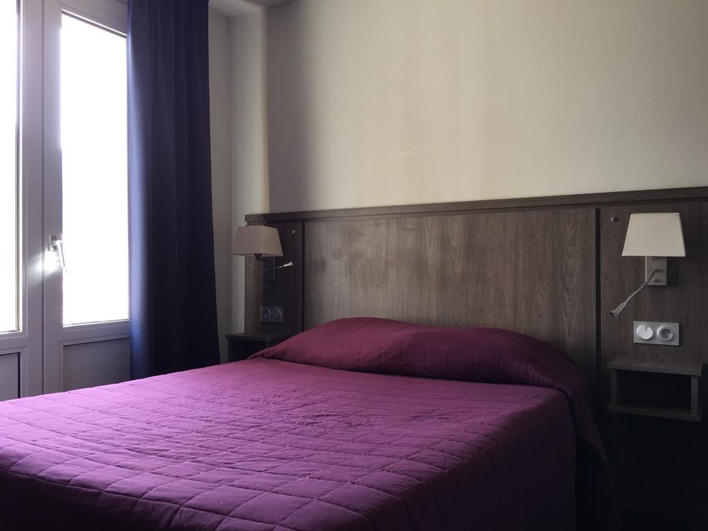 Double Room Shower