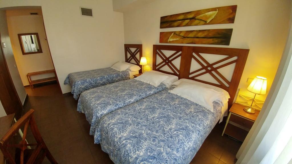 Dreibettzimmer (Außenseite)