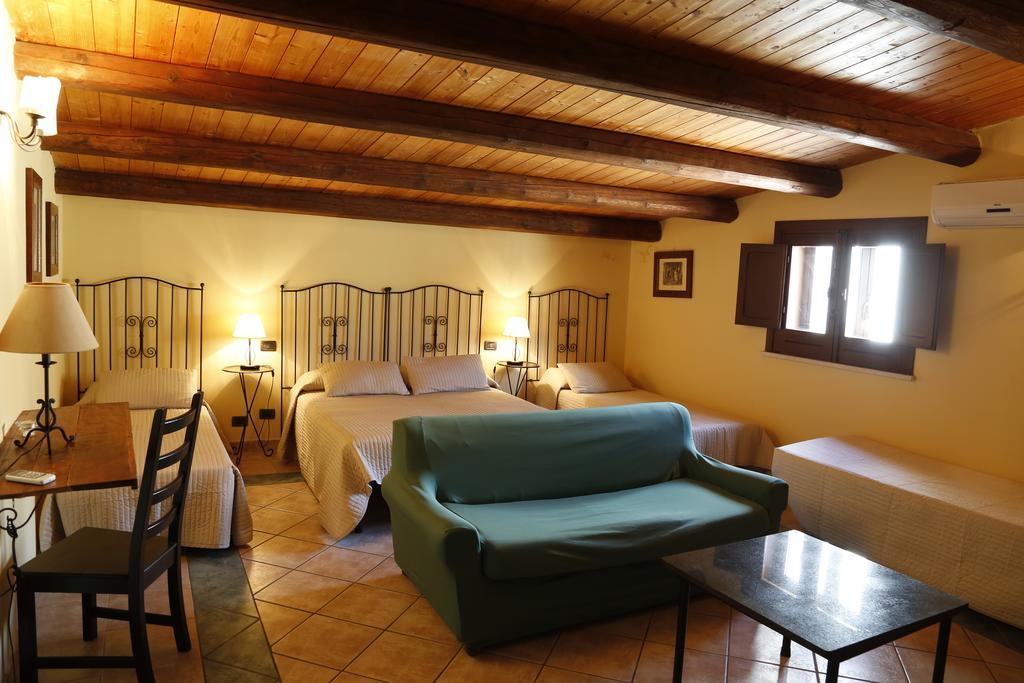 Quadruple Room Terrace