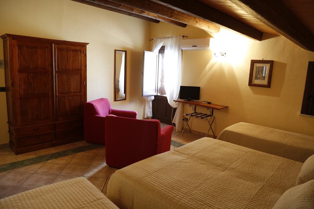 Quadruple Room Terrace