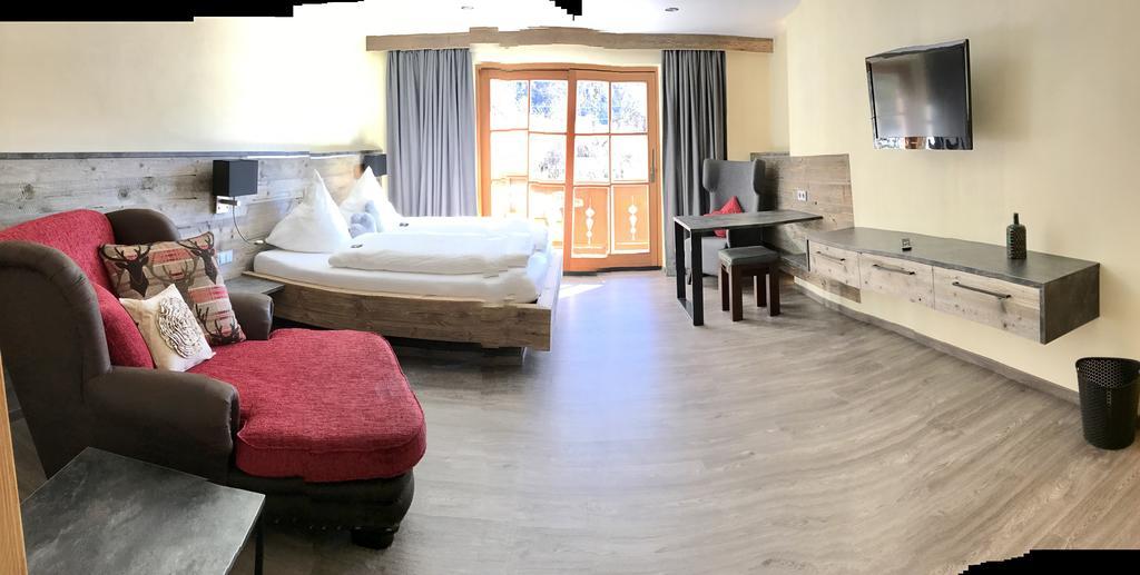 Junior Suite,396223806:JPEG