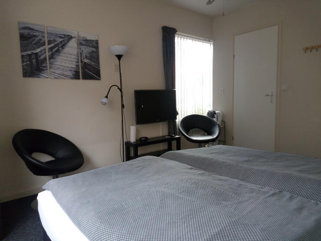 Double Room Private Bathroom