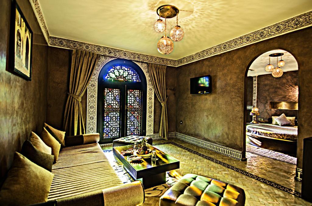 Ambassador Suite Jacuzzi