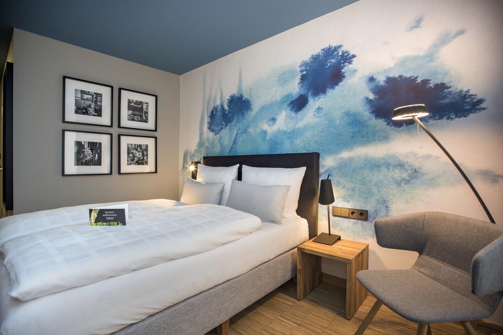 Double Room,702577159:JPEG