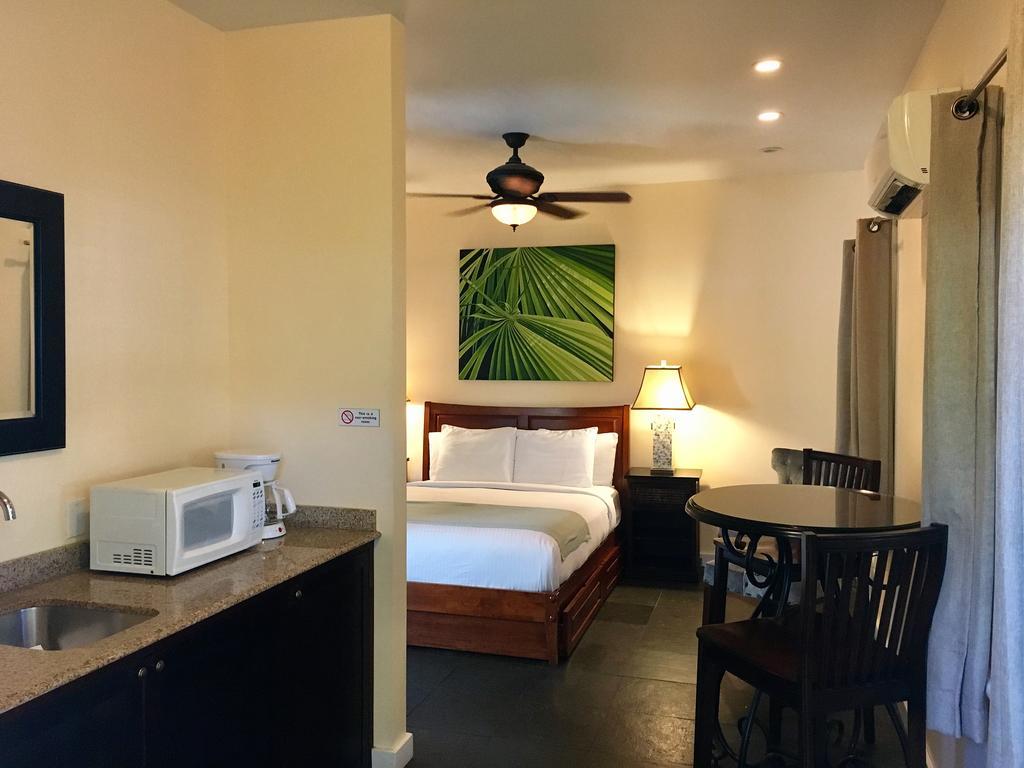 Superior Queen Suite