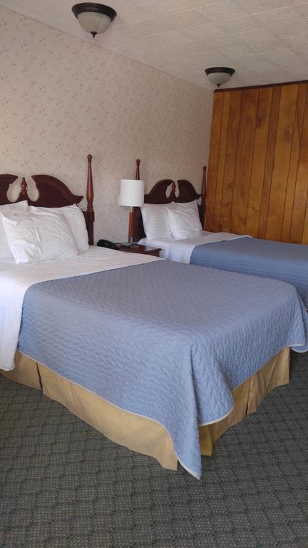 Standard Double Room with Two Double Beds