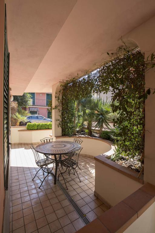 One-Bedroom Apartment Terrace Split Level