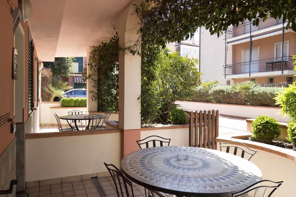 One-Bedroom Apartment Terrace Ground Floor