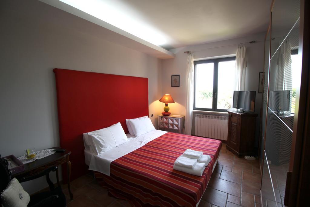 Double or Twin Room Garden View