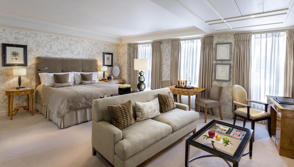 Executive Junior Suite