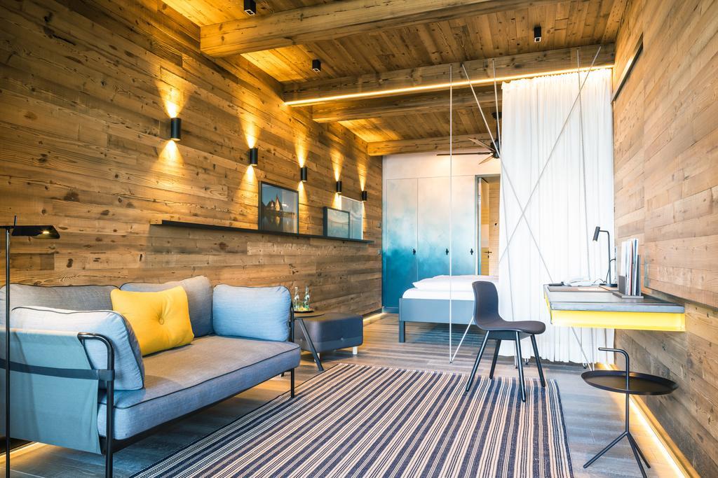 Boathouse-Double Room Lake View Terrace