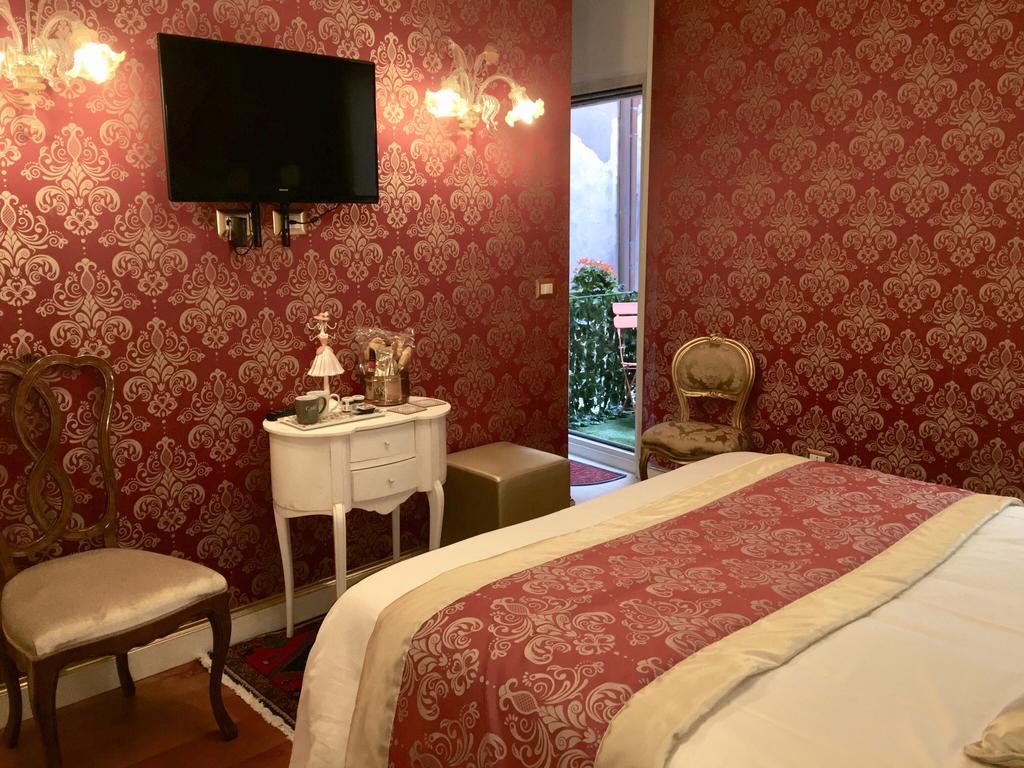 Double or Twin Room Balcony