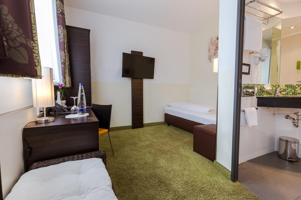 Economy Single Room