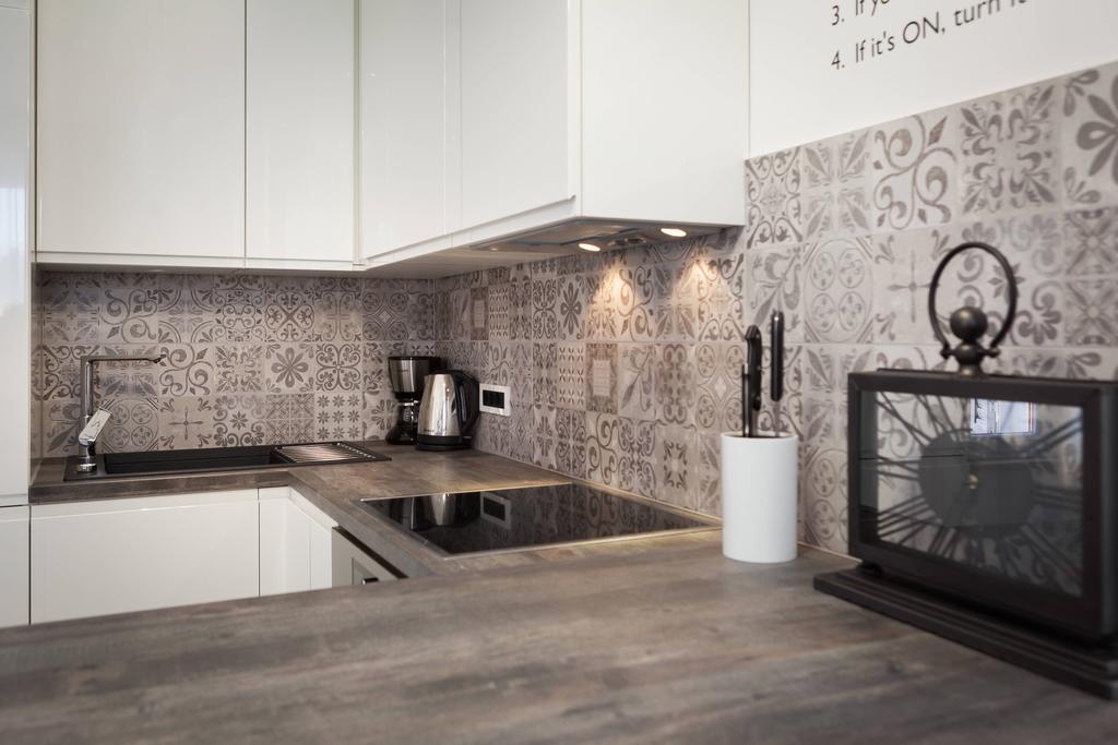 Luxury One-Bedroom Suite