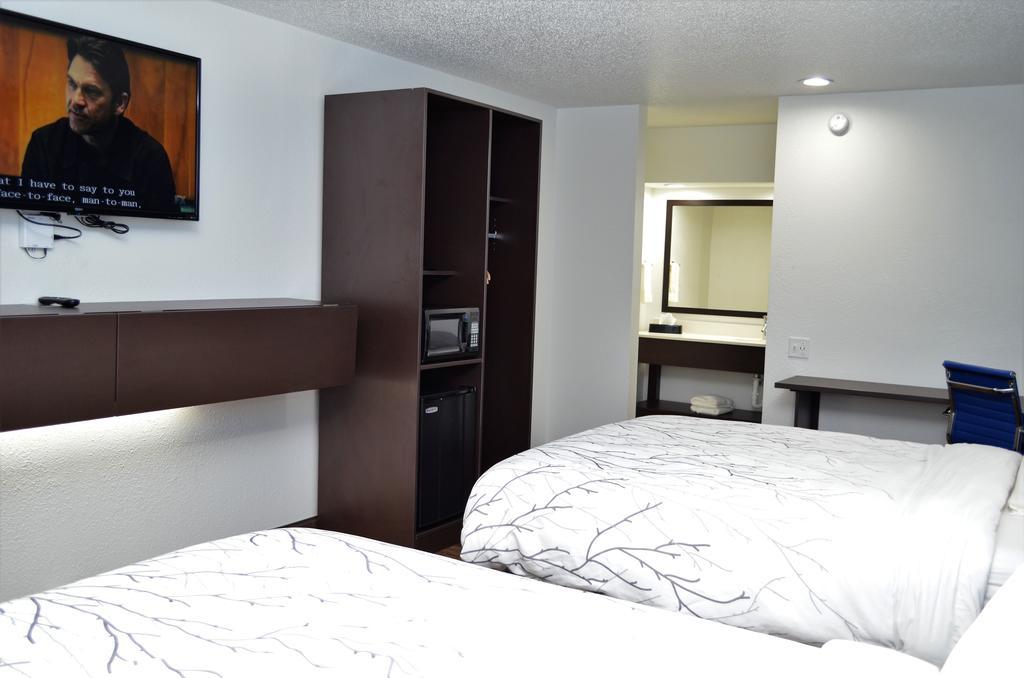 Double Room Two Queen Beds Non-Smoking
