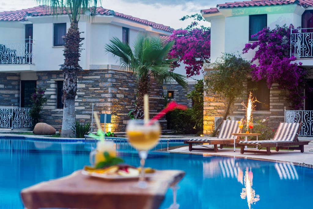 Standard Double Room,1206462799:JPEG