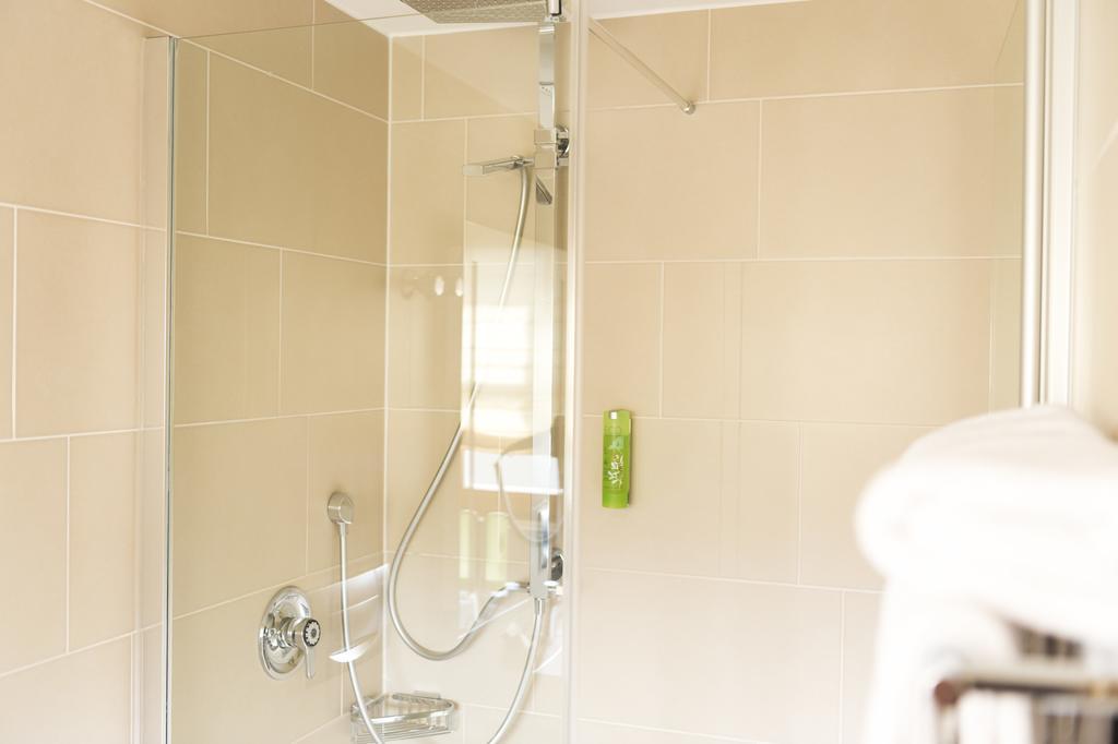 Standard Doppelzimmer mit Balkon