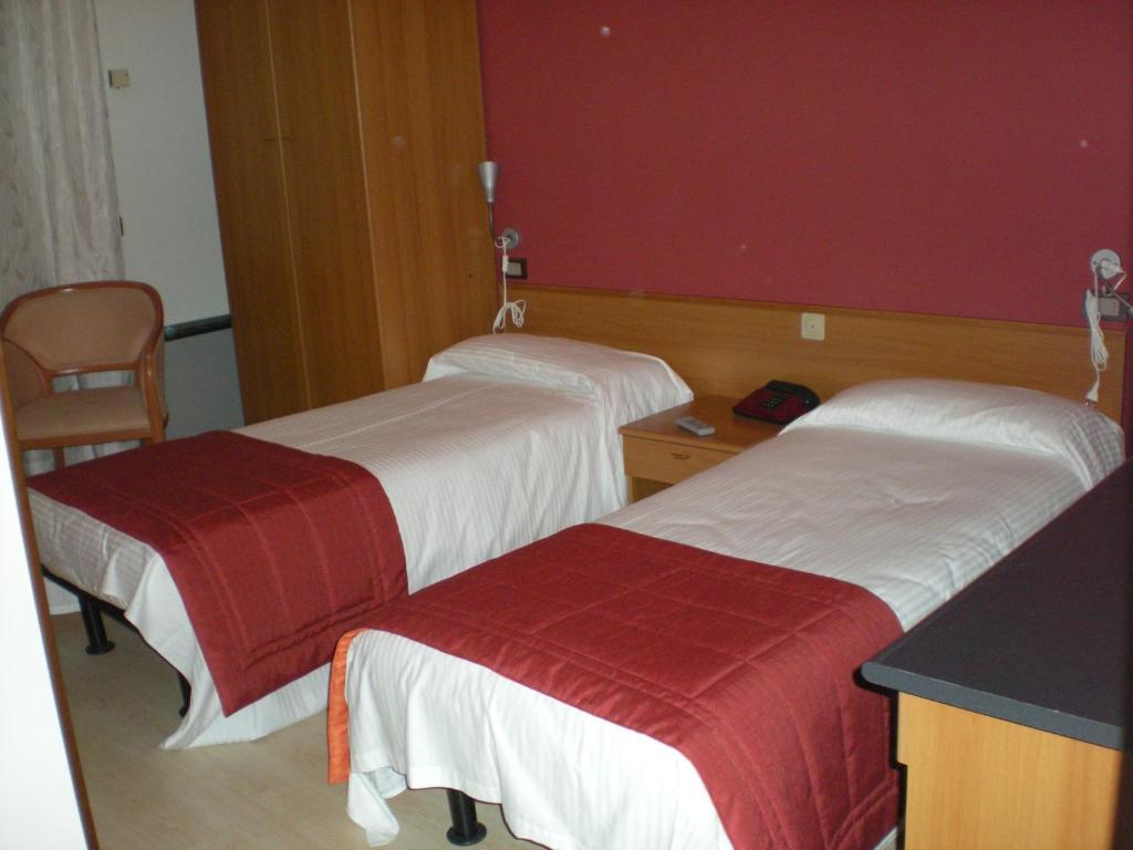 Superior Twin Room,421186377:JPEG
