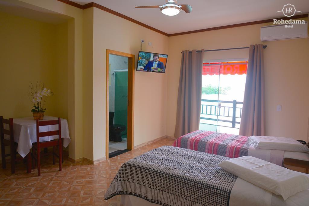 Quarto Deluxe com 2 Camas de Solteiro