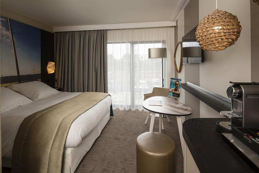 Superior Room with Spa Access,821685464:JPEG