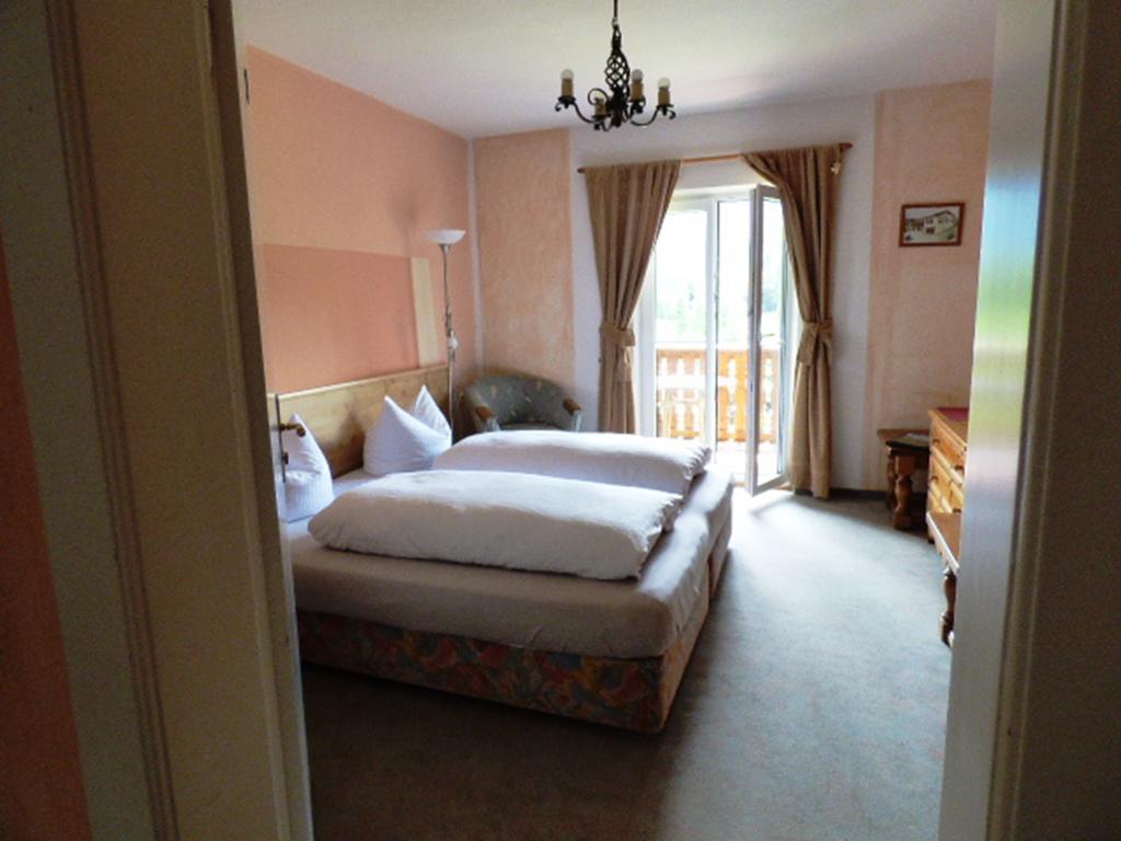 Double Room private bathroom across the hall
