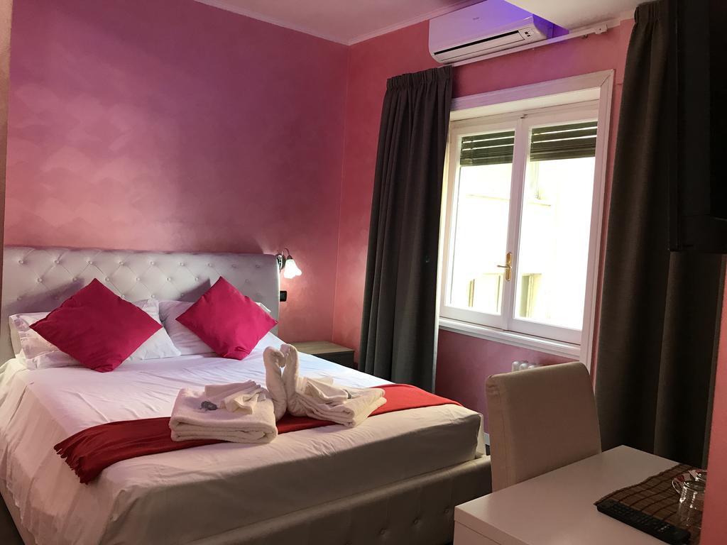 Double Room Private Bathroom