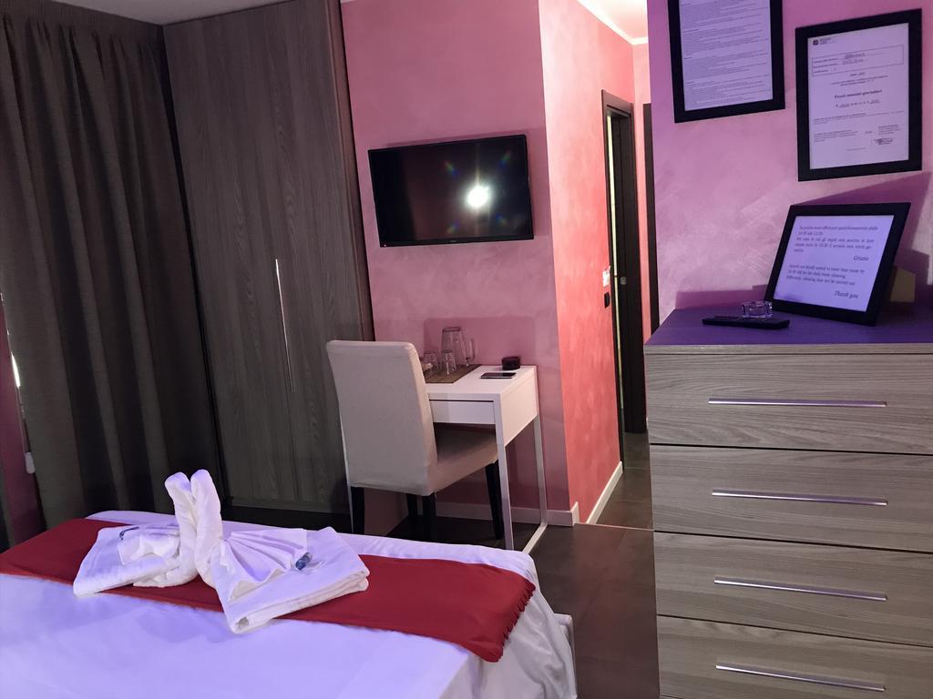Double Room Private Bathroom