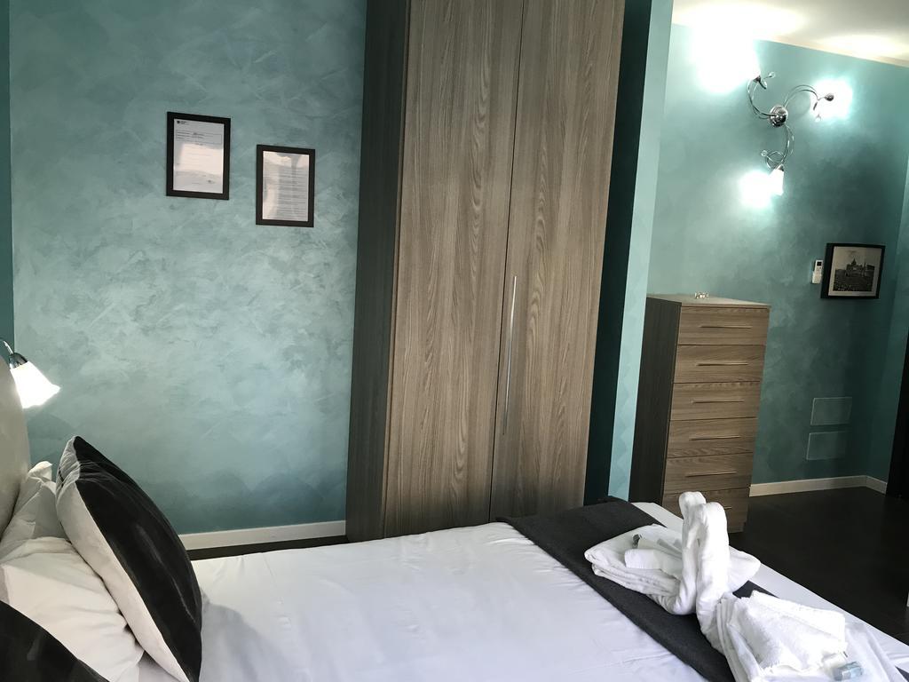 Superior Double Room Private Bathroom