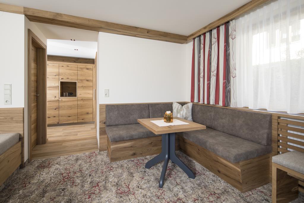 Superior Double Room,404836995:JPEG