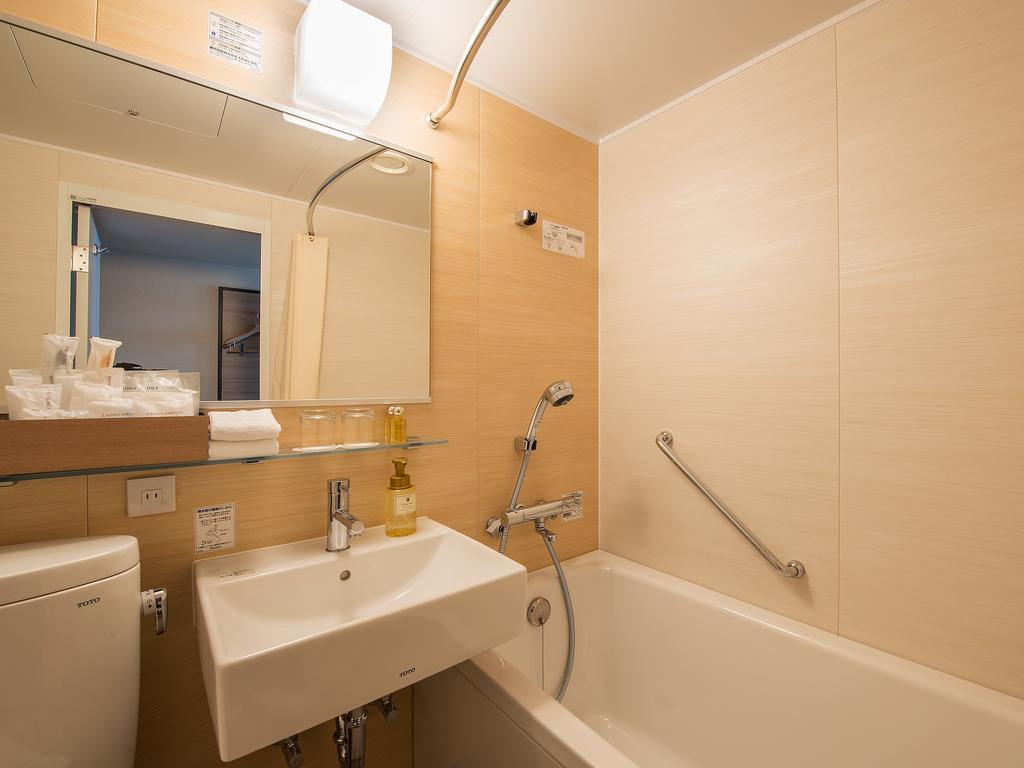 Semi Double Room Non-Smoking 33-37th Floor