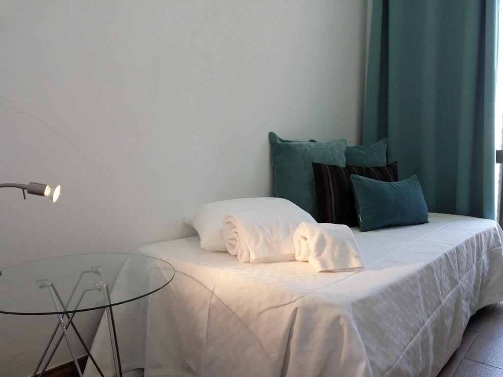 Standard Single Room,406899510:JPEG