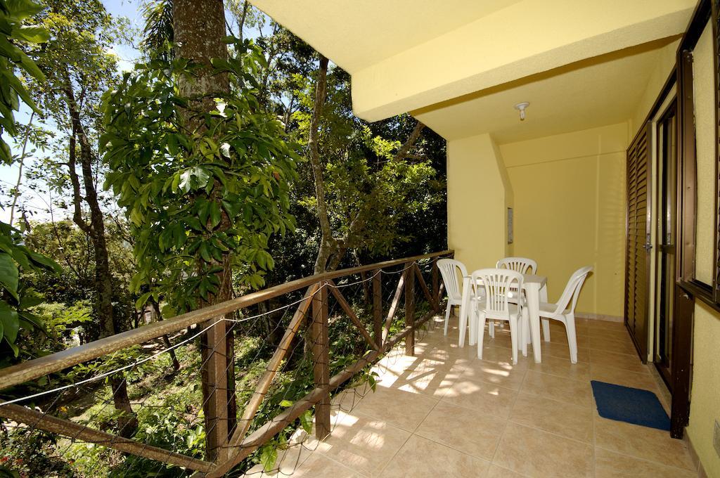 Apartamento de 1 Quarto com Varanda