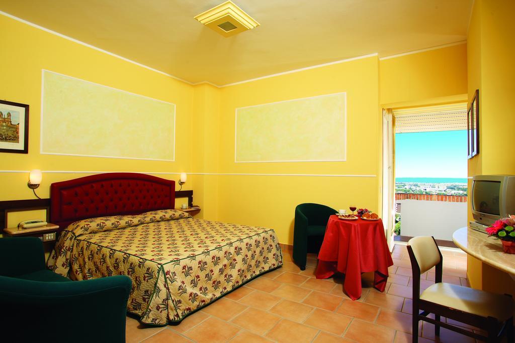 Double Room Balcony Sea View