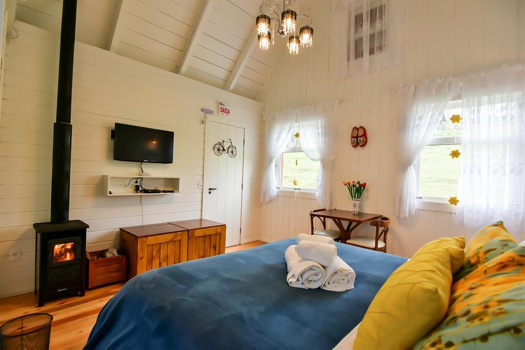 Deluxe Double Room Bath