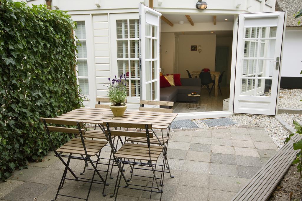 Apartment Garden View