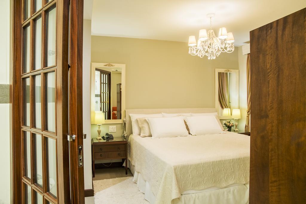 Master Suite Spa Bath