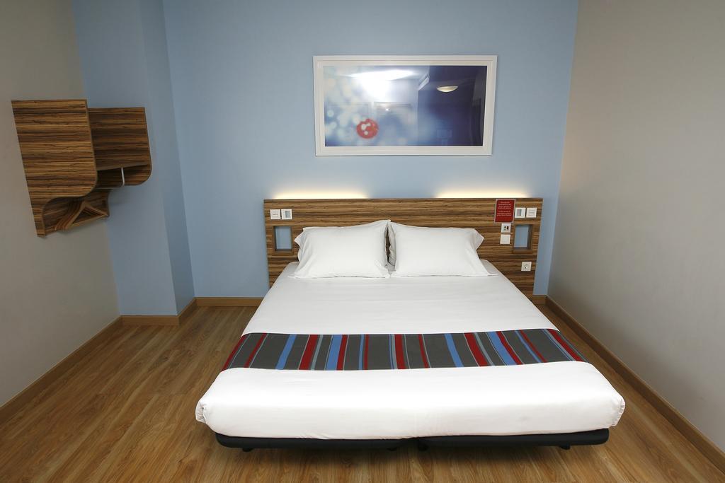 Double Room,704582617:JPEG