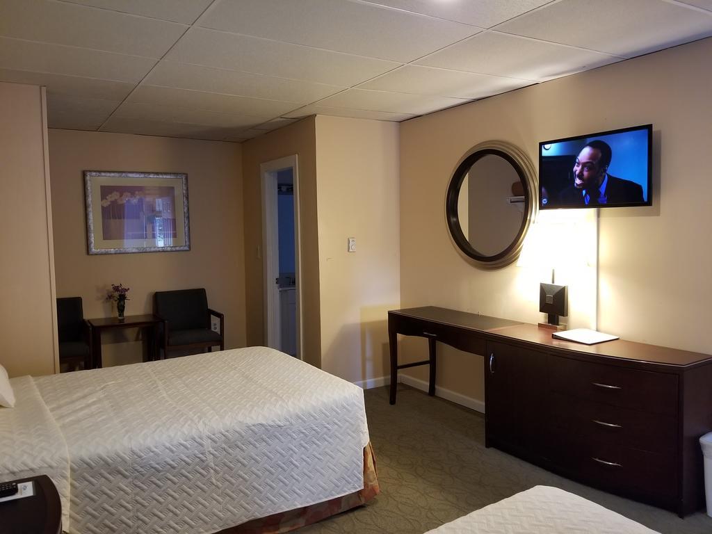 Two-Bedroom Suite