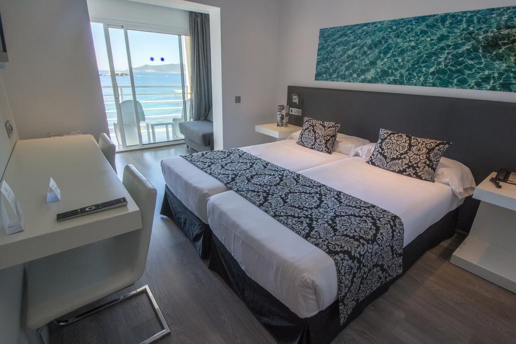 Single Room Sea View