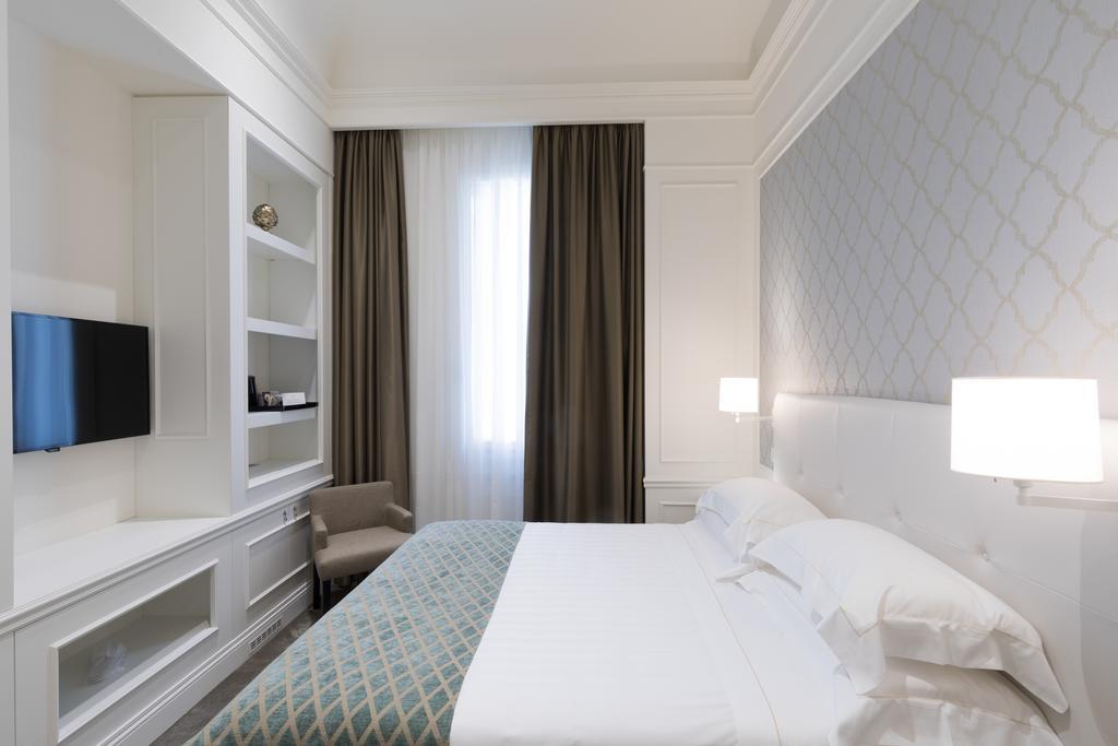Comfort Double or Twin Room