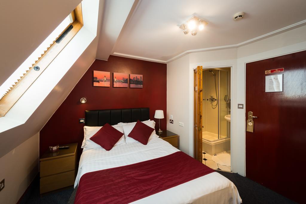 En-Suite Double Room