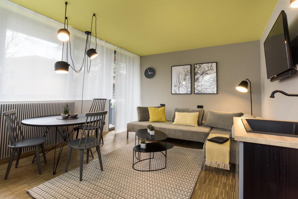 One-Bedroom Suite