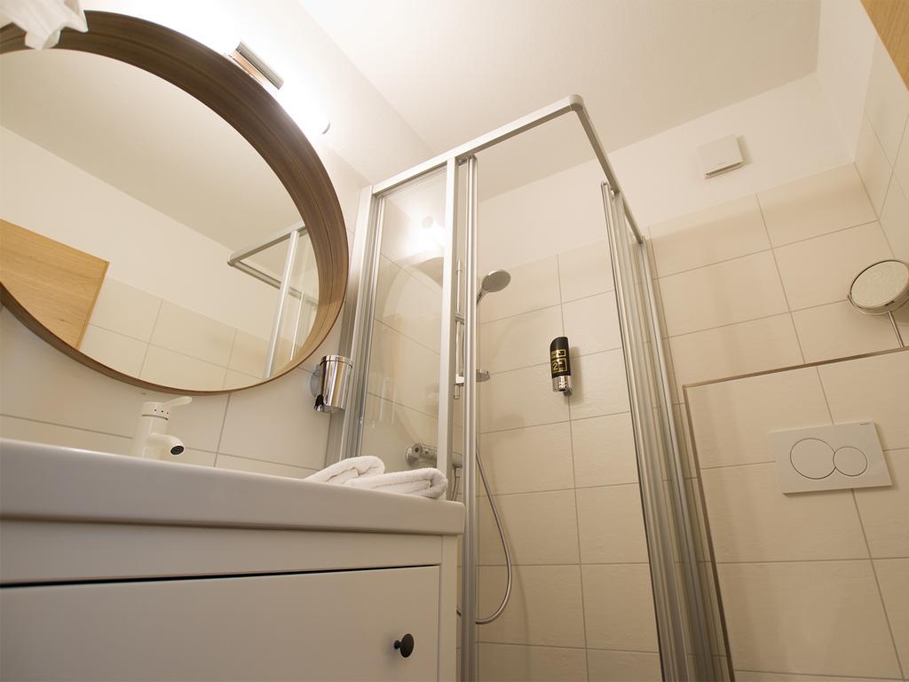 Double Room,835509827:JPEG